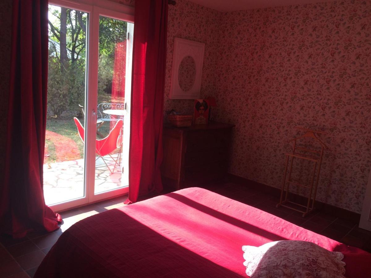 Chambres Au Coeur Du Massif Des Trois Pignons Noisy-sur-Ecole Esterno foto
